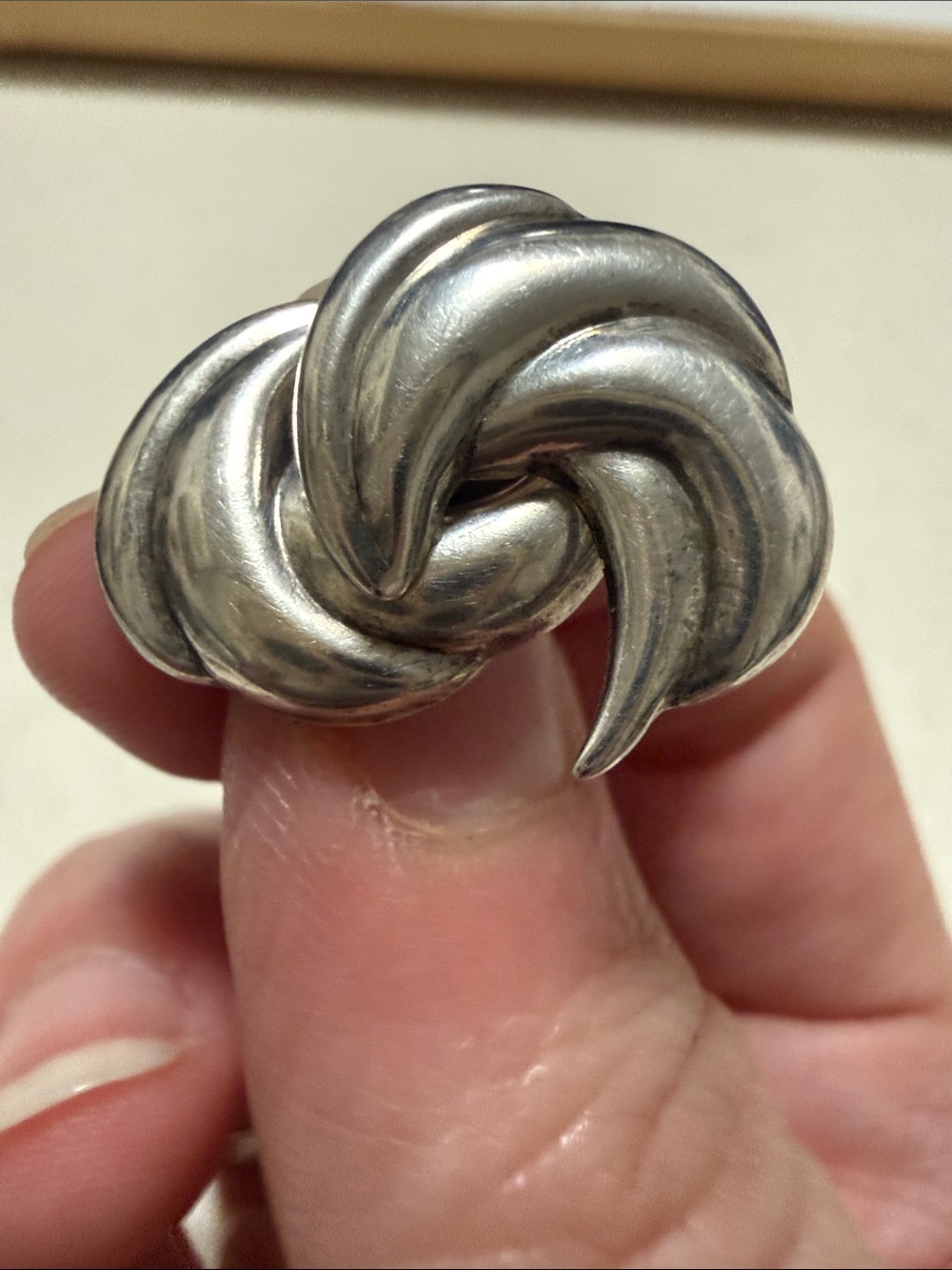 Vintage Sterling Silver 925 small shell like Curved Wave Earrings - Picture 8 of 11